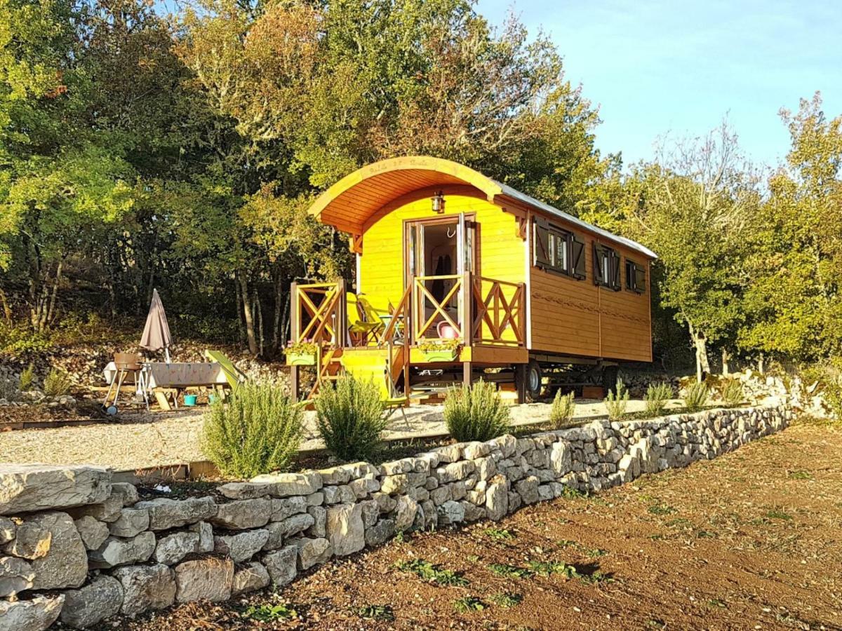 La Roulotte Clerelu - Du Domaine Des Ramonets Guest House Cahors Exterior photo